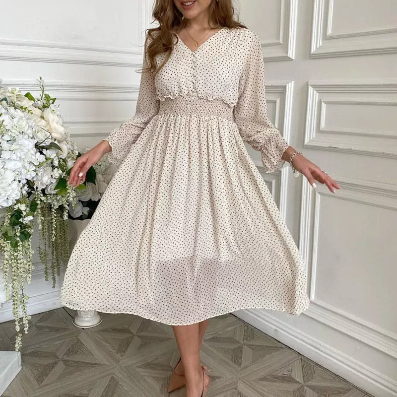 Elegantes weißes Boho Kleid mit langen Ärmeln