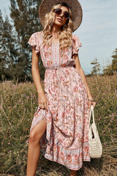 LANGES KLEID IM HIPPIE-STIL MIT BLUMENMUSTER